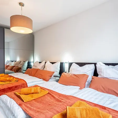 Business I Kostenlose Parkplaetze I Naehe Koeln Messe Deutz I Terasse I Anbindung *