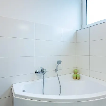 Business I Kostenlose Parkplaetze I Naehe Koeln Messe Deutz I Terasse I Anbindung * Troisdorf