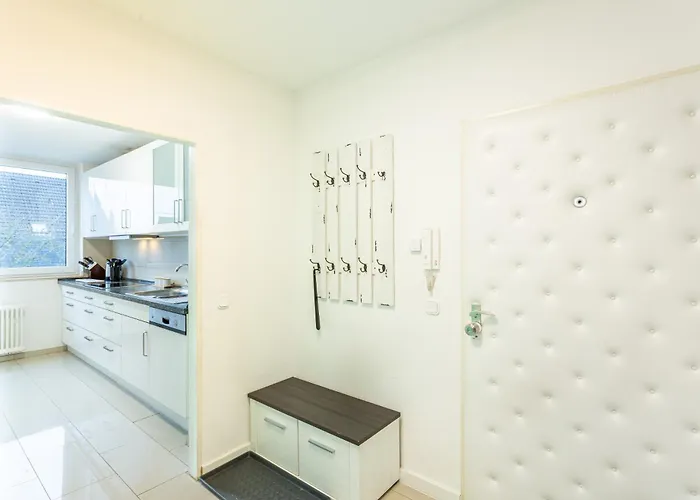 Business I Kostenlose Parkplaetze I Naehe Koeln Messe Deutz I Terasse I Anbindung Lejlighed *