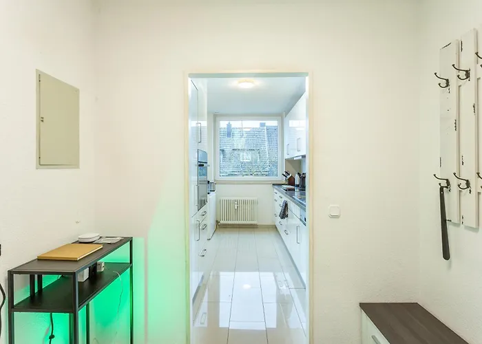 Business I Kostenlose Parkplaetze I Naehe Koeln Messe Deutz I Terasse I Anbindung Lejlighed *